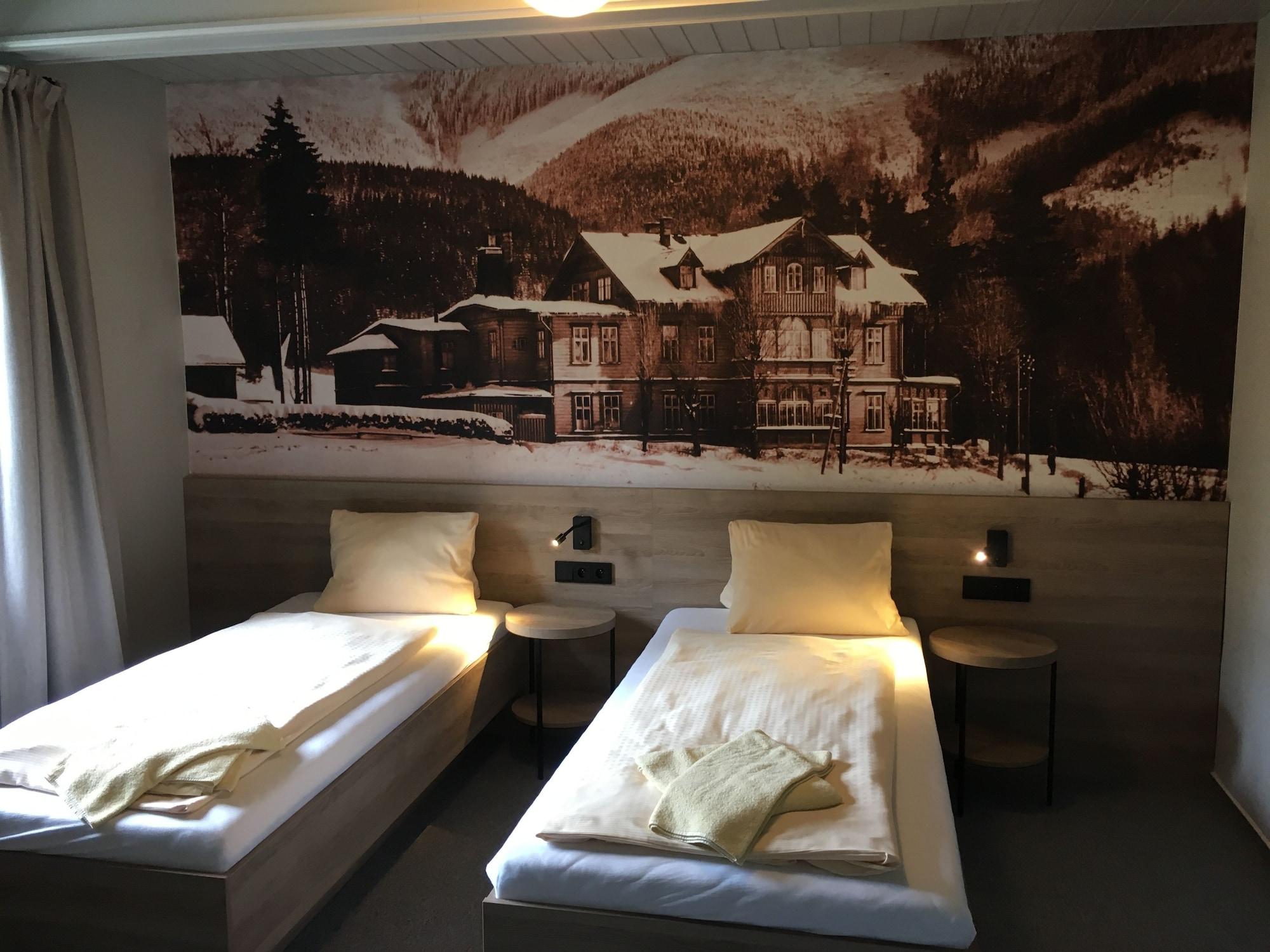 Hotel Start ชปินด์เลอรูฟ มลิน ภายนอก รูปภาพ