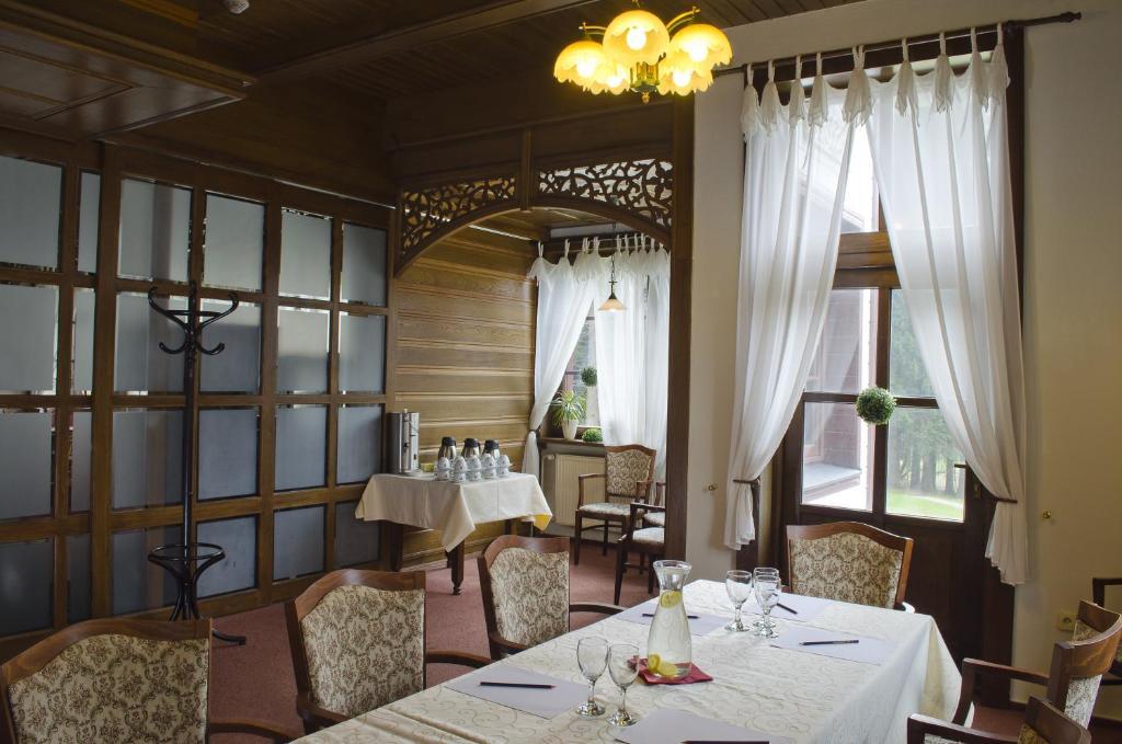 Hotel Start ชปินด์เลอรูฟ มลิน ภายนอก รูปภาพ