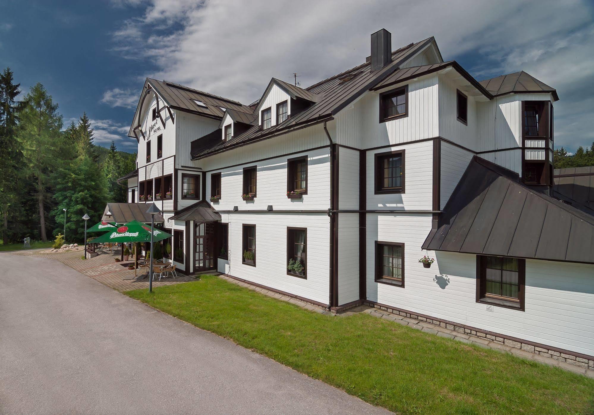 Hotel Start ชปินด์เลอรูฟ มลิน ภายนอก รูปภาพ